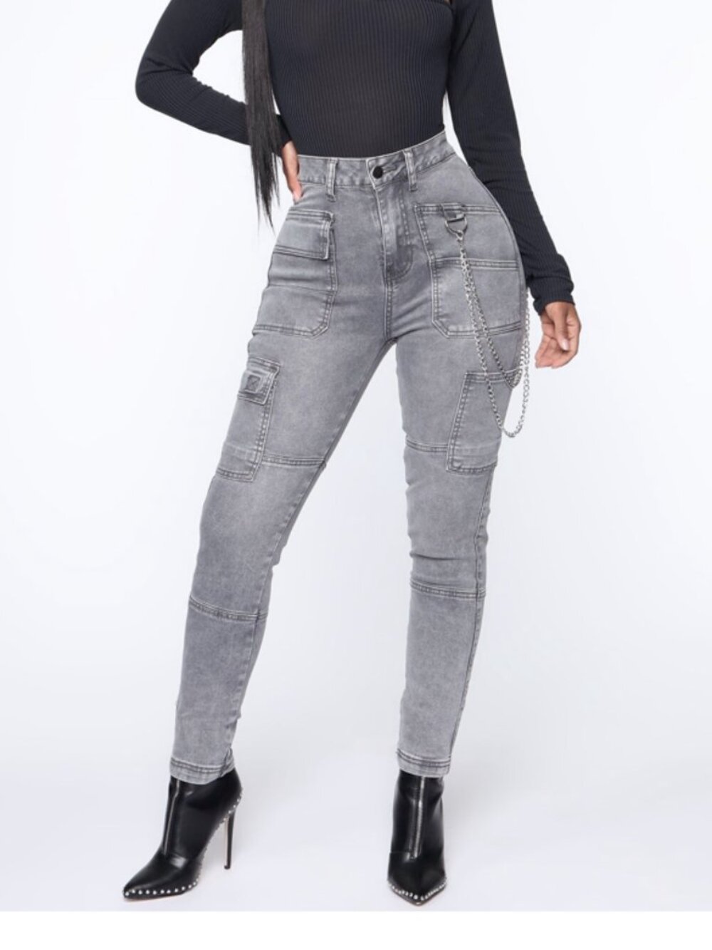 Fashion Nova Gray Cargo Chain Jeans M